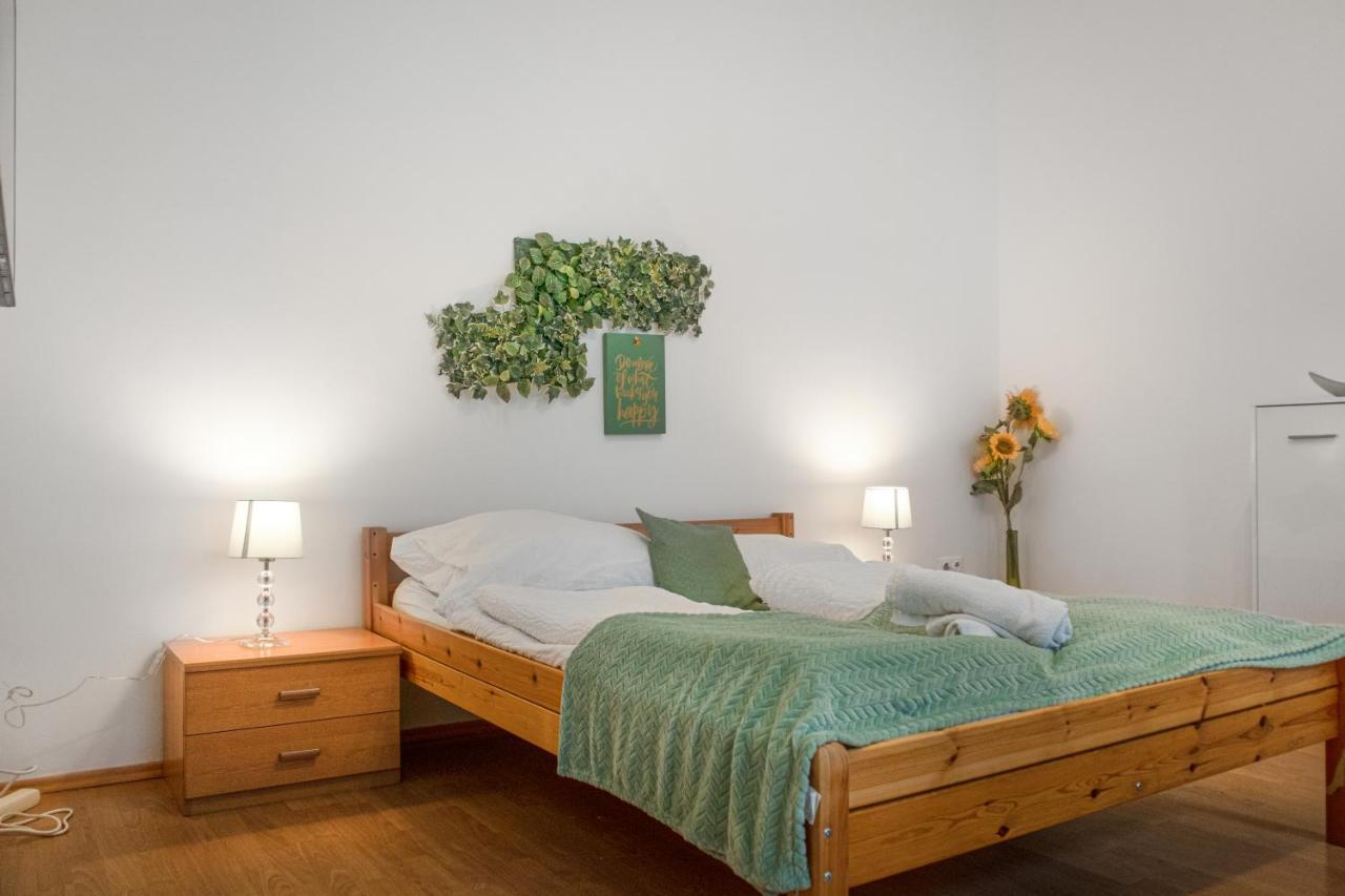 Elegant 2Br Apartment - Near Bahnhof Wien Meidling Exterior photo
