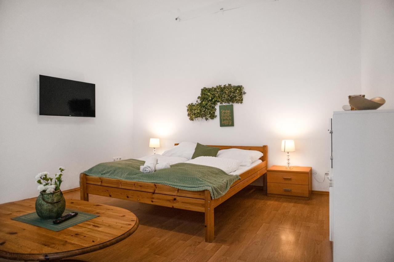 Elegant 2Br Apartment - Near Bahnhof Wien Meidling Exterior photo